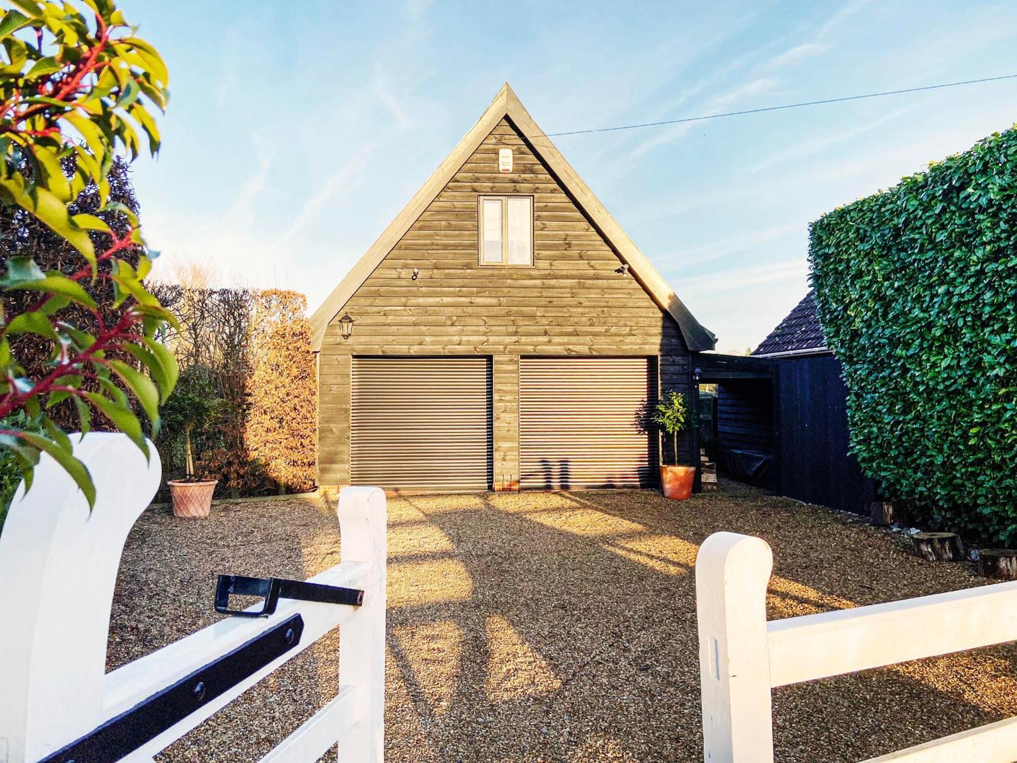 Little Dene Lodge By The Suffolk Cottage Collection Pakenham Exterior foto